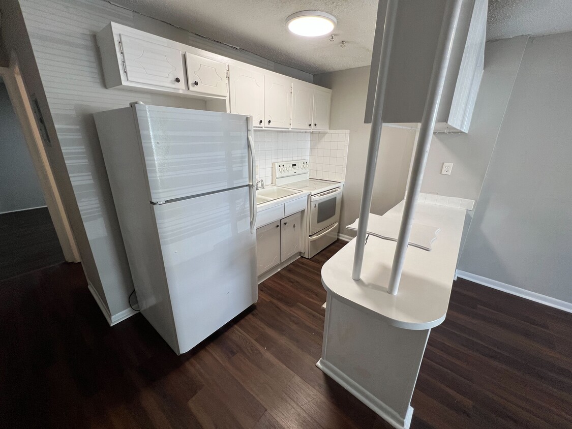 Foto principal - 3103 Barnett Ave
