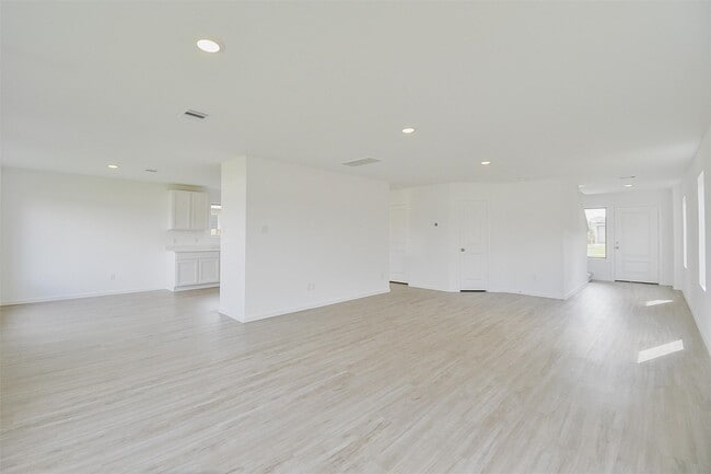 Building Photo - 18566 Cepagatti Dr