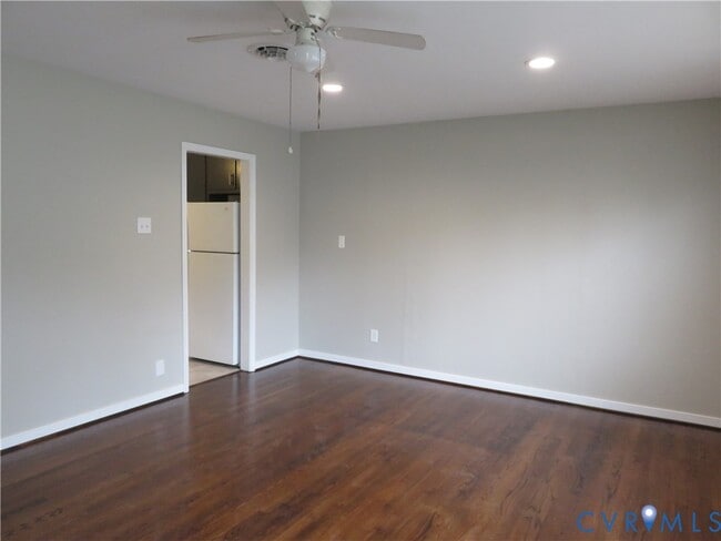 Foto del edificio - 213 North Juniper Ave