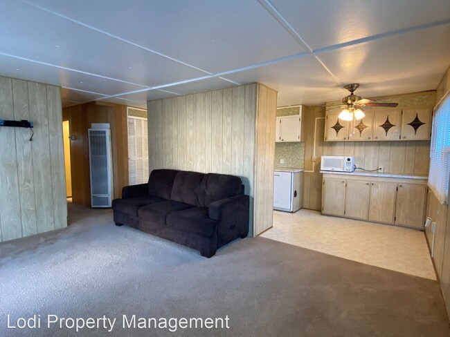 Building Photo - 1 br, 1 bath House - 6192 E Acampo Road #B