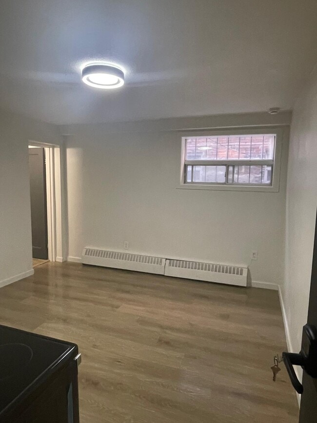 Photo du bâtiment - 60 Triller Ave