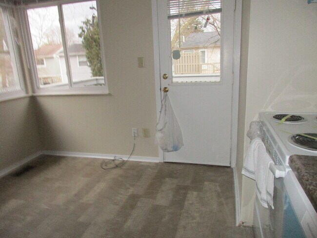 Foto del edificio - 6620 Canaan Cir