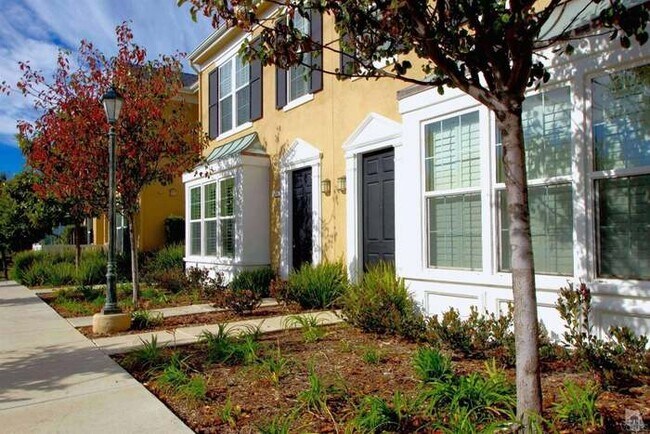 Building Photo - 5386 Gillespie St