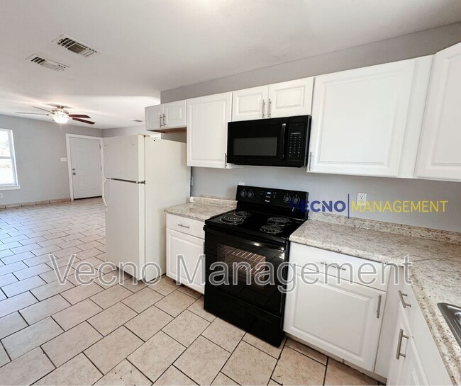 Foto del edificio - 302 Cooper St