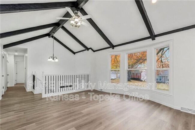 Foto del edificio - 12908 W 102nd St