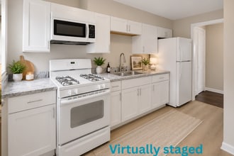 Building Photo - 1009 Lilley Ave