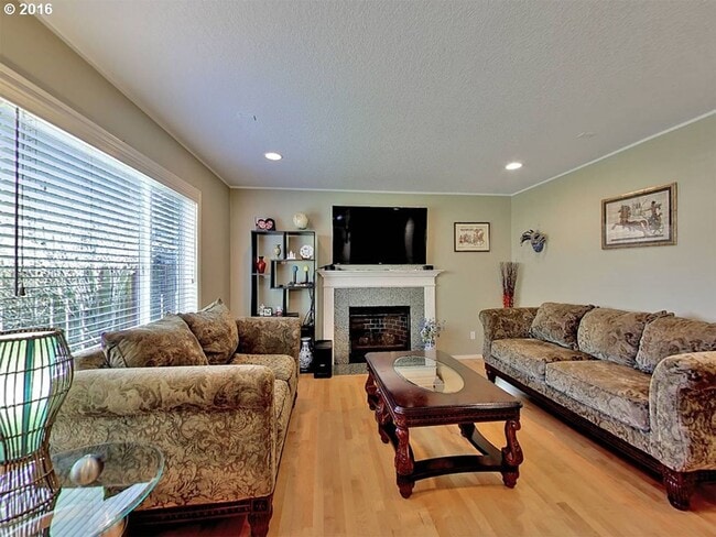 Building Photo - Beautiful Cedar Mill Craftsman on a Corner Lot with 4 Bedrooms + Den, Large Backyard, Solar & EV ...