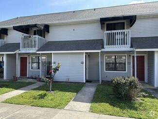 Building Photo - 801 Burcale Rd