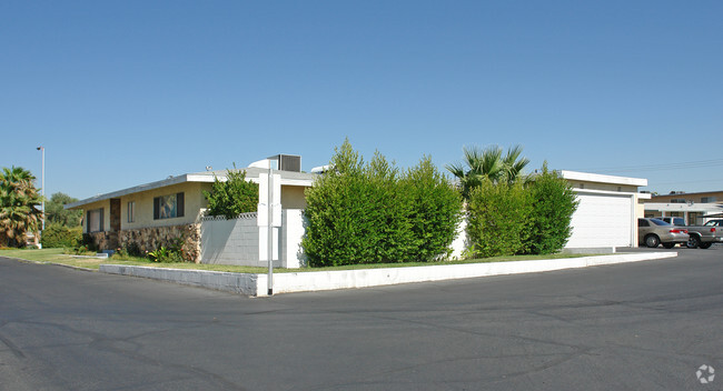 Foto del edificio - Capri Mobile Home Park