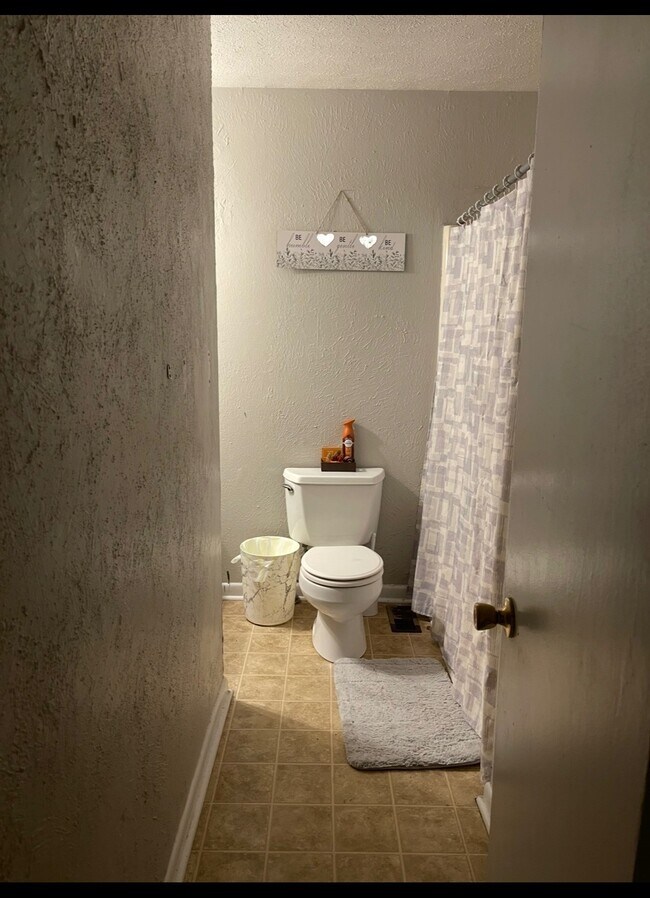 Foto del edificio - 177 Linda Ave