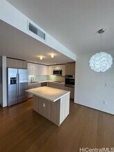 Building Photo - 888 Kapiolani Blvd