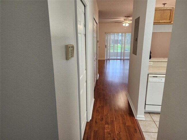 Foto del edificio - 2895 Greenwood Springs Loop
