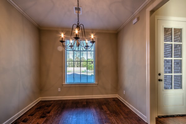 Building Photo - 5465 Meadowbriar Trail