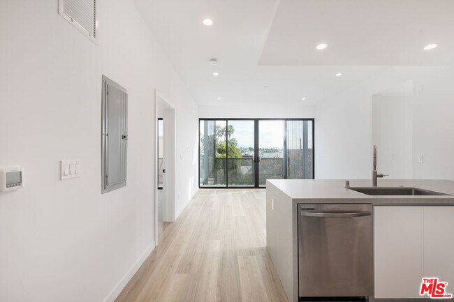 Foto del edificio - 829 Larrabee St