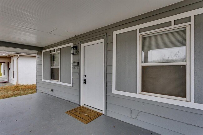Building Photo - 1617 NW 31st St