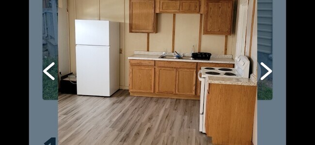 Foto del edificio - 515 W Main St