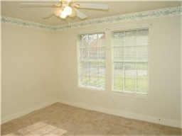 Foto del edificio - 5307 Summit Lodge Dr