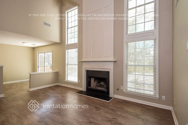 Foto del edificio - 2524 Davenham Way