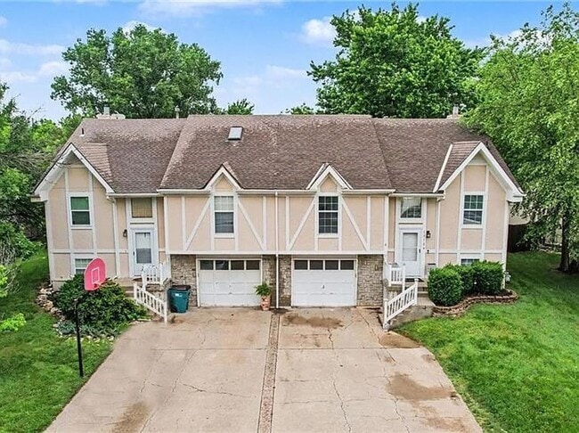 Building Photo - Newly Updated 3 Bed/2 Bath Duplex in Blue Valley with Fenced Yard, Large Deck & Attached 2-Car Ga...