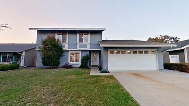Building Photo - 6661 Wrenfield Dr