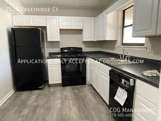 Foto del edificio - 2526 Sweetridge Ct