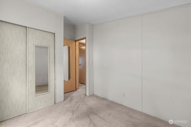Foto del edificio - 9080 Steele Creek Loop NE