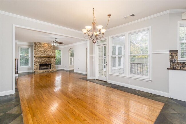 Foto del edificio - 6710 Timber Trail