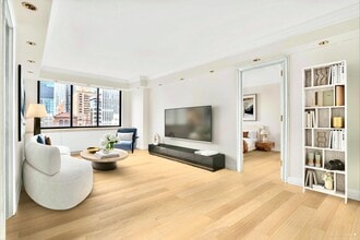 Building Photo - 200-210 E 65th St