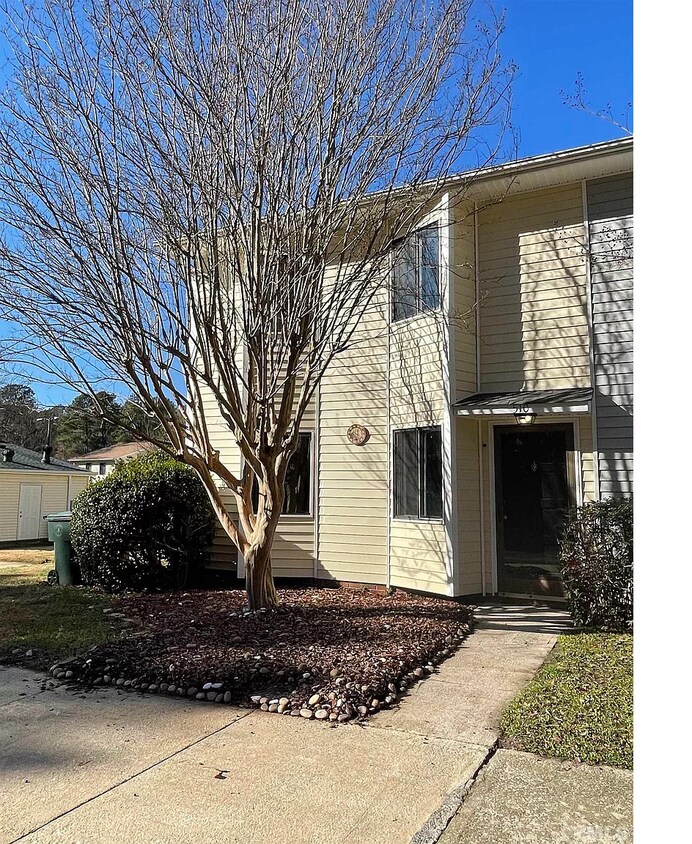 Primary Photo - 510 Garner Townes Ln