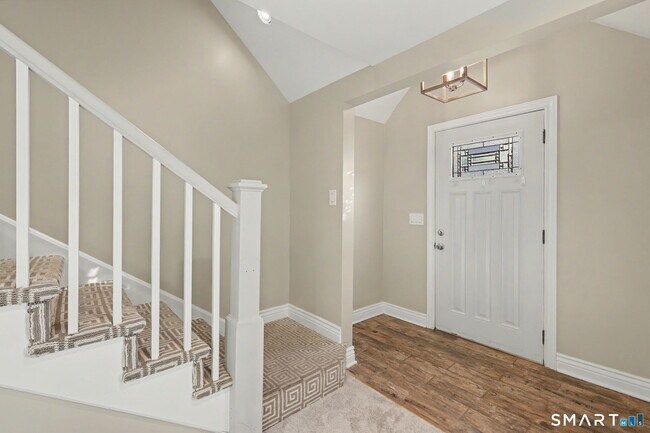 Foto del edificio - 142 N Taylor Ave