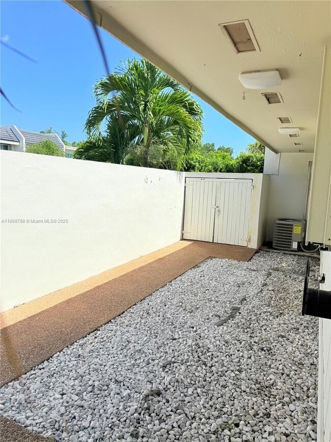 Building Photo - 8208 SW 81st Pl