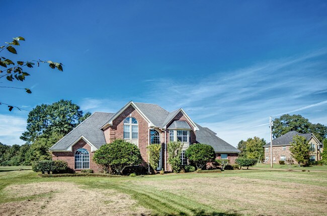 Building Photo - 229 Levon Owens Dr