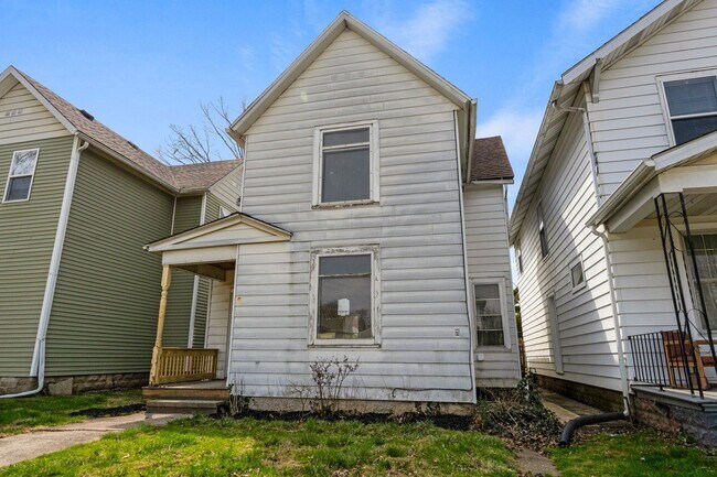 Foto del edificio - New Listing! 3 Bedroom House!