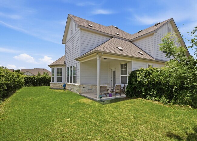 Building Photo - 9010 Canopy Bnd