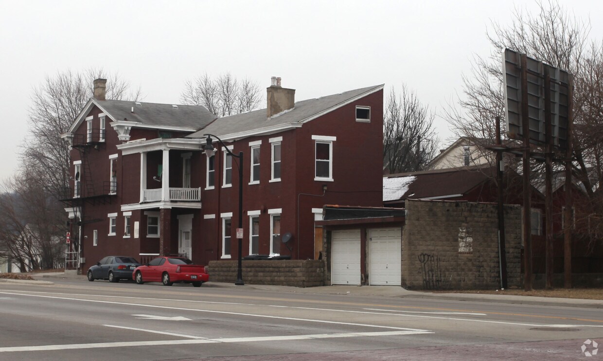 Building Photo - 1132 Banklick St