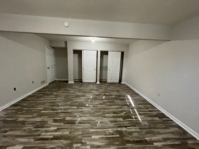Foto del edificio - 1052 Fallbrook Dr