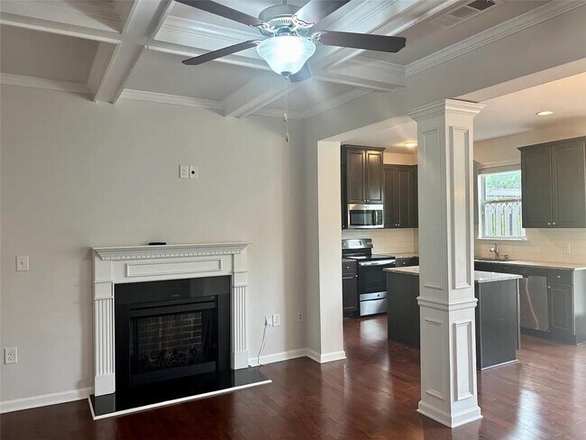 Foto del edificio - 1700 Paxton Dr SW