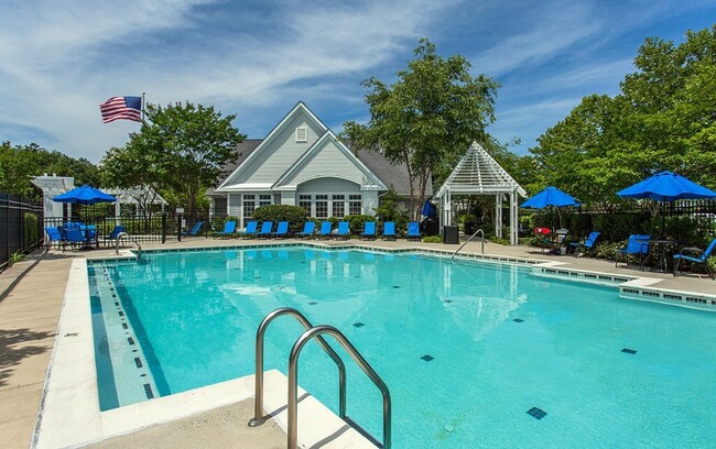 Resort Swimming Pool - Jefferson Arbors at Broadlands