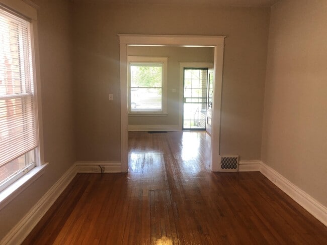 Foto del edificio - 2611 N Humboldt St