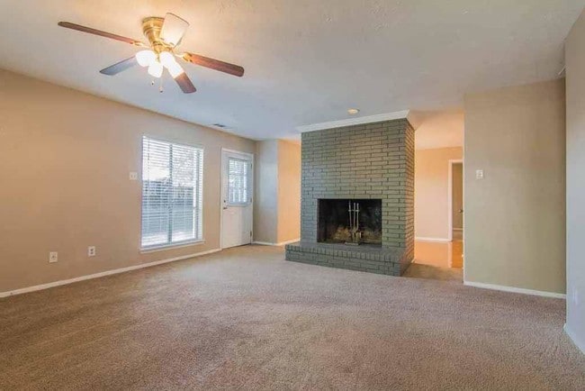 Building Photo - 10405 Pagewood Dr