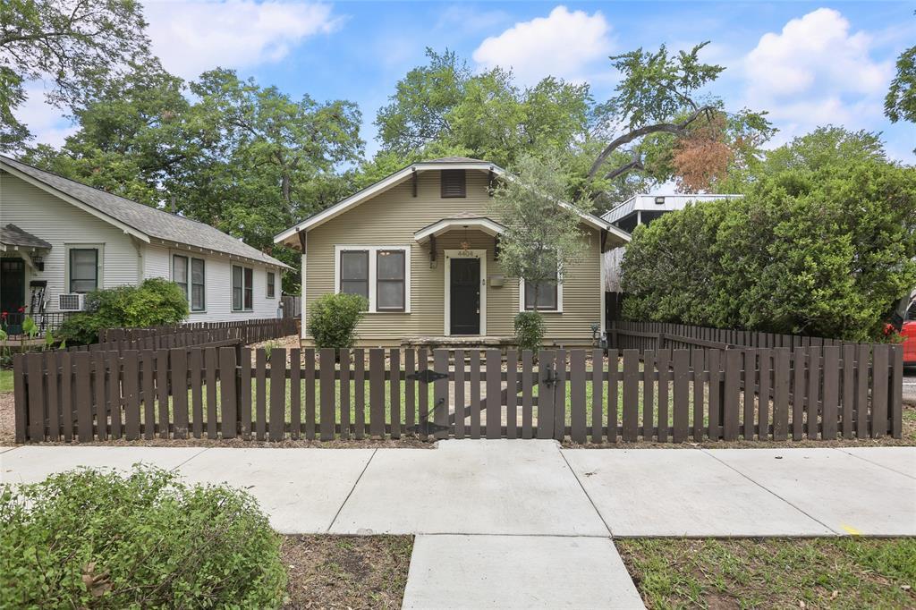 Primary Photo - 4404 Avenue C