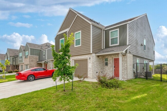 Building Photo - 7212 Sparkling Light Dr