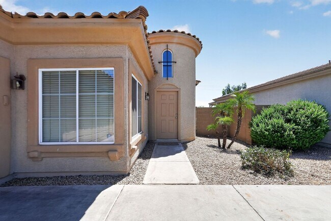 Building Photo - 14843 W Wethersfield Rd