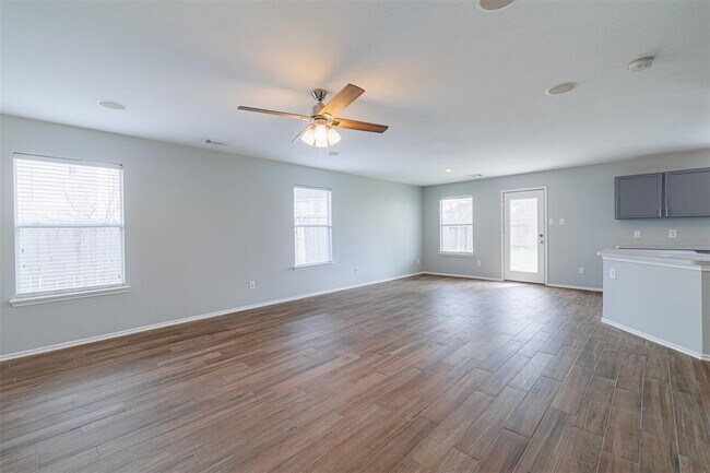 Building Photo - 11307 Sugar Bowl Dr