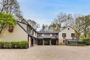 Building Photo - 118 Old Mill River Rd