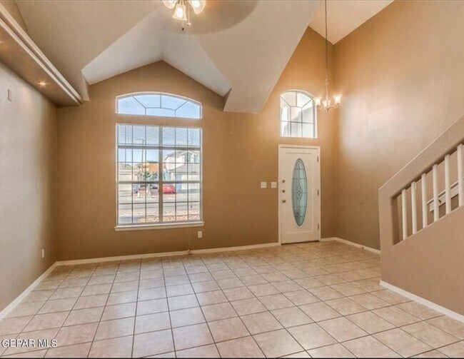 Foto del edificio - 12404 Tierra Arroyo Dr