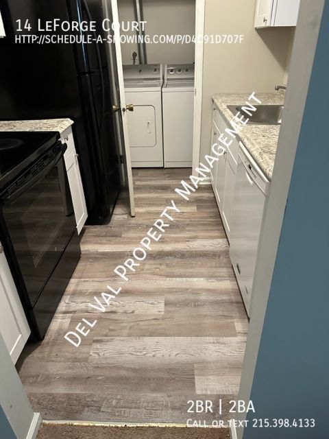 Building Photo - Improved Rent! Updated 2-BD 2nd FL Condo f...