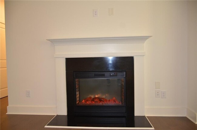 Building Photo - 343 Auburn Valley Wy