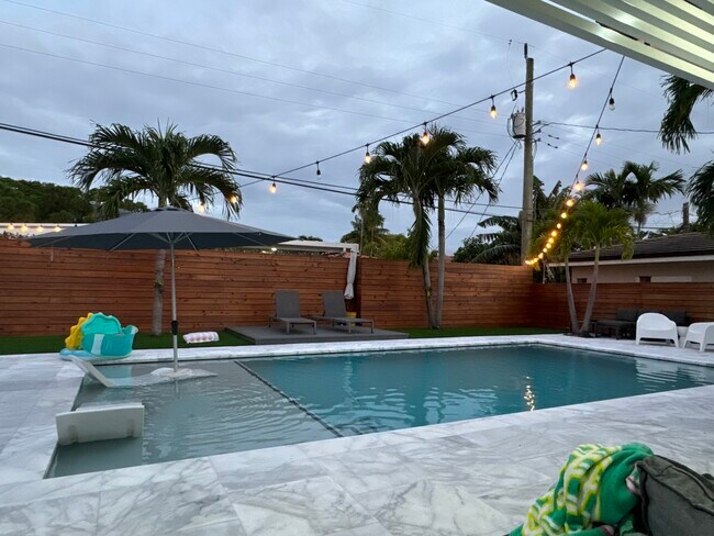 Foto del edificio - 2310 SW 19th St