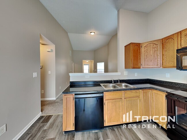 Foto del edificio - 2803 Drewmatt Ln